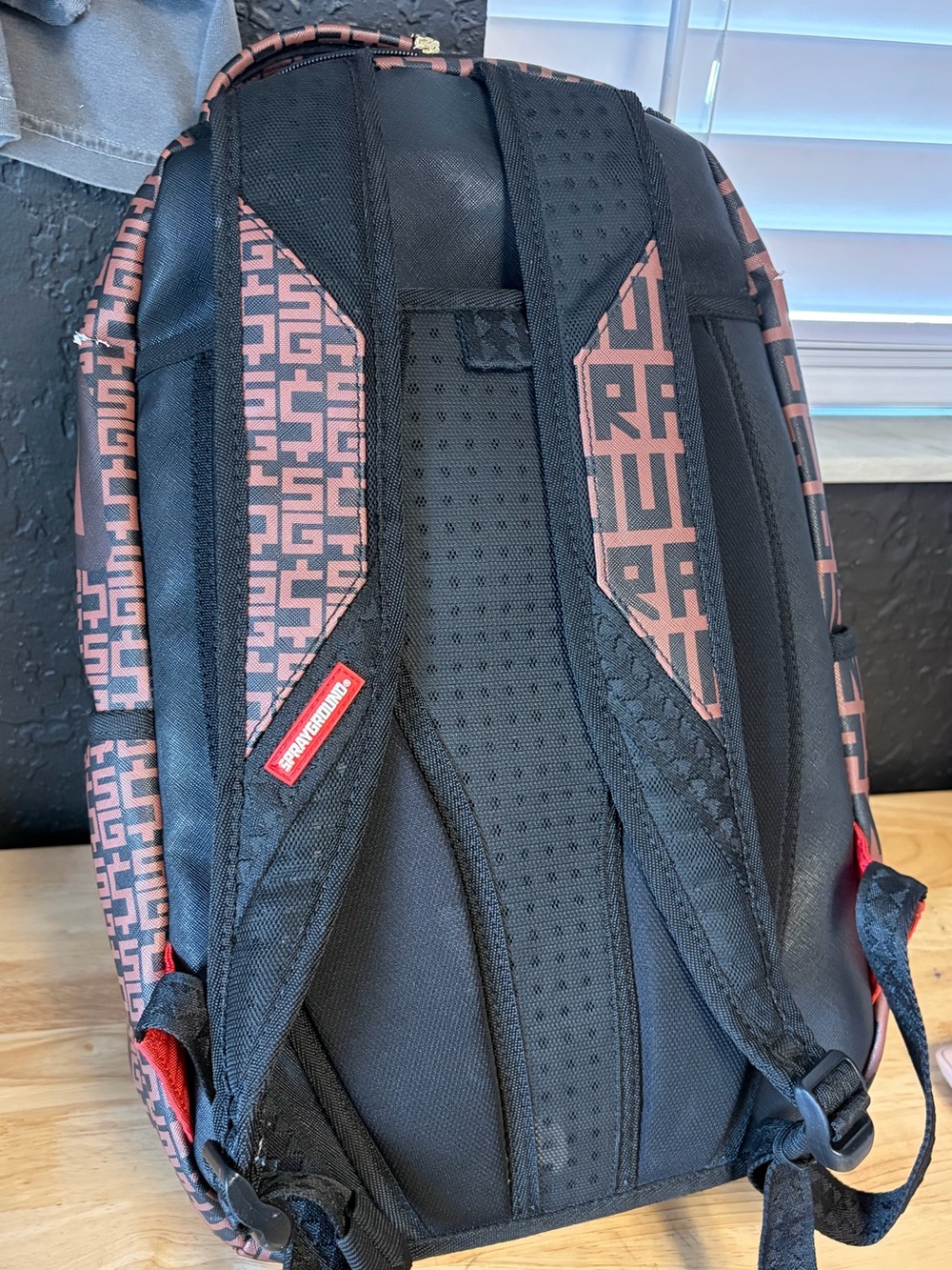 Sprayground backpack - Picture 3 of 4